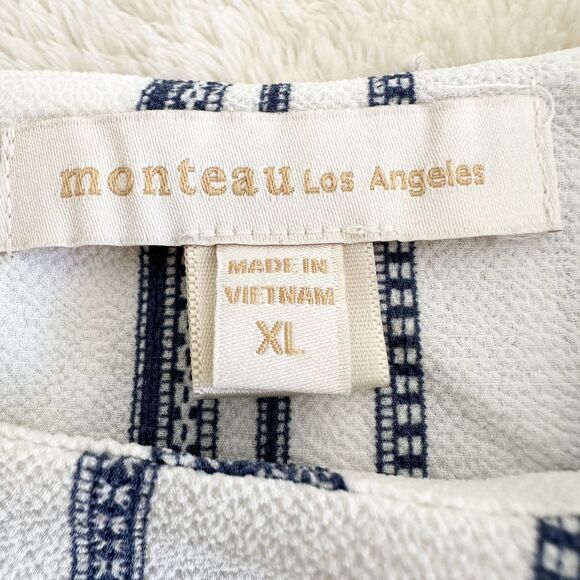 Monteau Sleeveless Blouse Size XL Blue White Stripe Flutter Sleeves - Picture 6 of 10